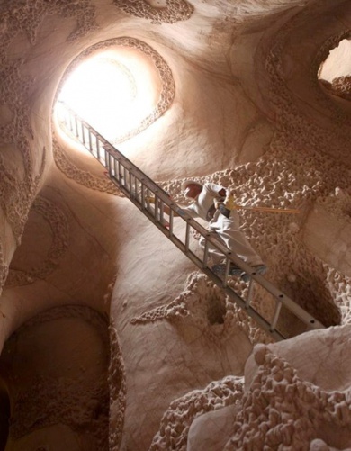 man-made-caves-made-by-Ra-Paulette-013