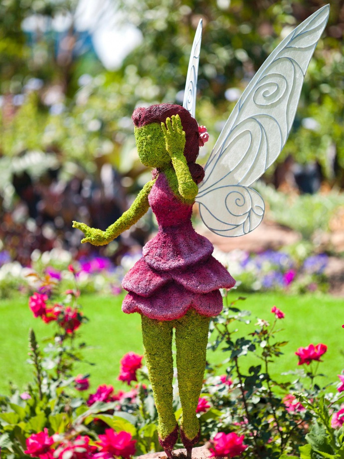 CI-Disney_Pixie-Power-topiaries