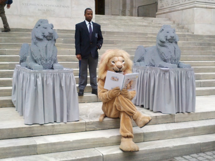 Lion reading LL