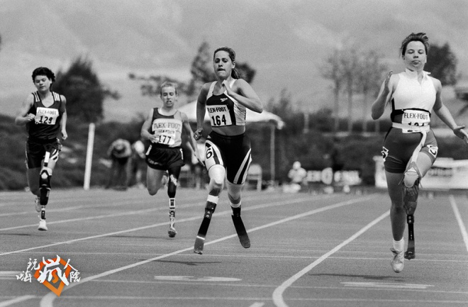 aimerun Running trials in Sacramento to qualify for the ’96 Paralympics in Atlanta.