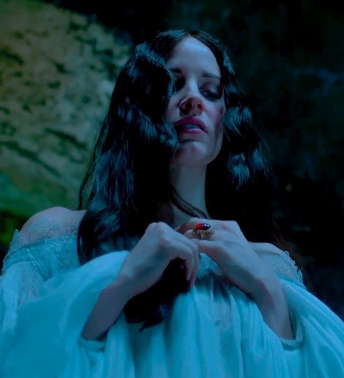 np021315_crimsonpeak_article3