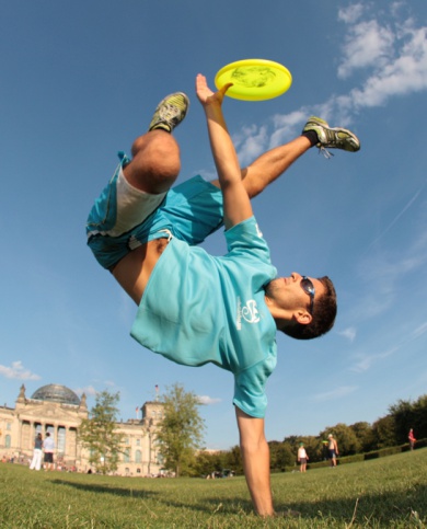 Frisbee_freestyle_claudio_cigna_2009